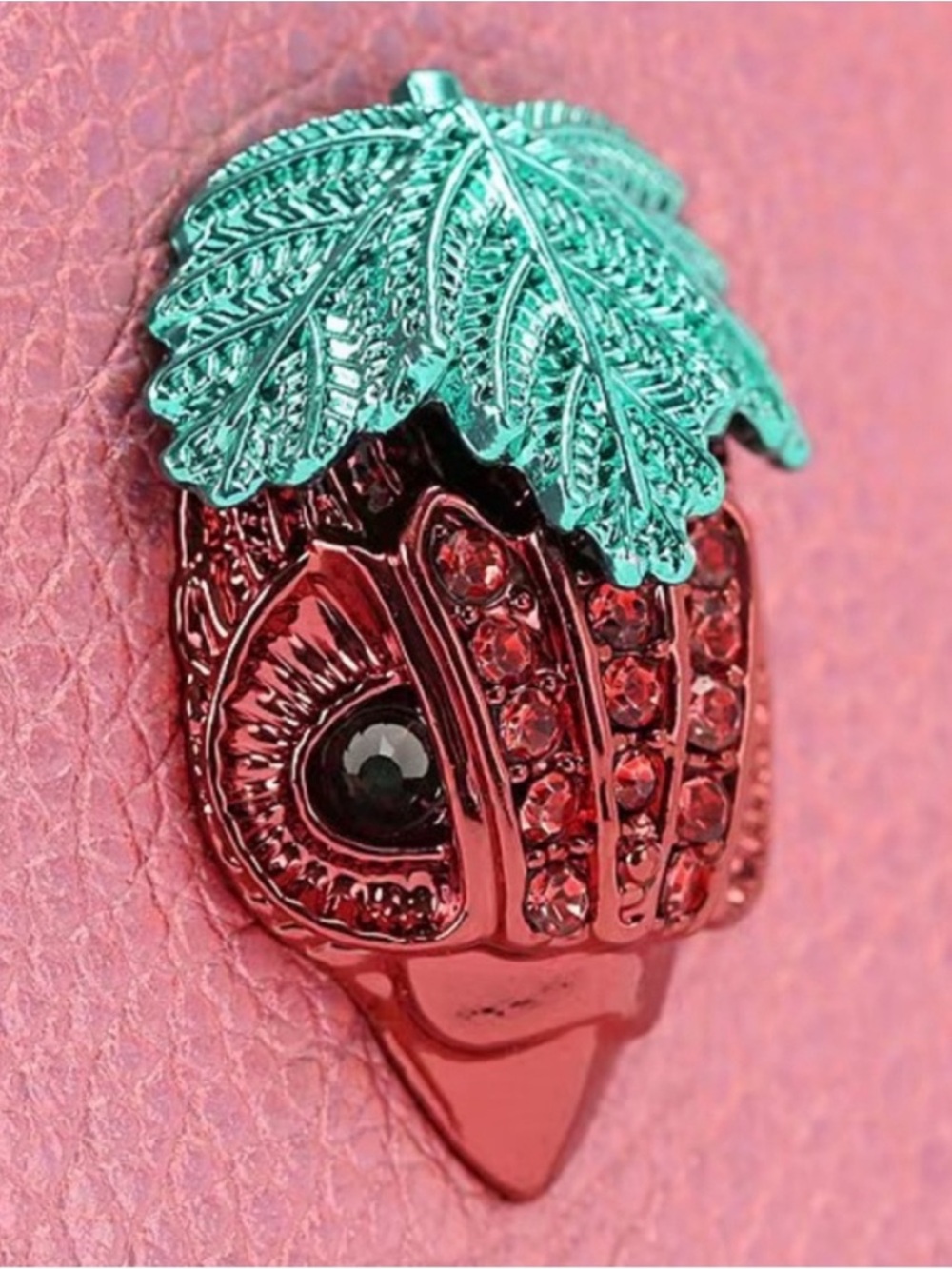 NIB Rare Kurt Geiger London Pink Metallic Strawberry Lanyard ID Badge Holder - Picture 4 of 5
